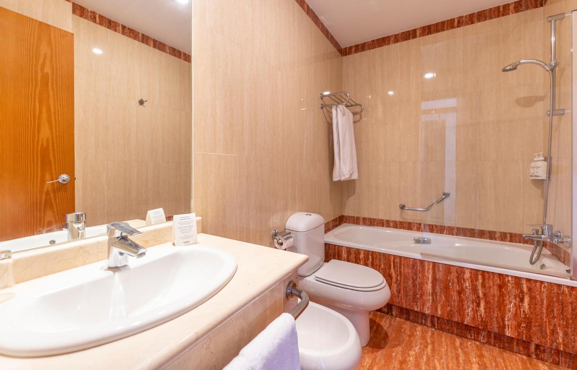 Standard Single Room,1739490629:JPEG